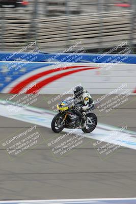 media/Oct-15-2022-Fastrack Riders (Sat) [[9a18b22502]]/Level2/Start Finish 930am/